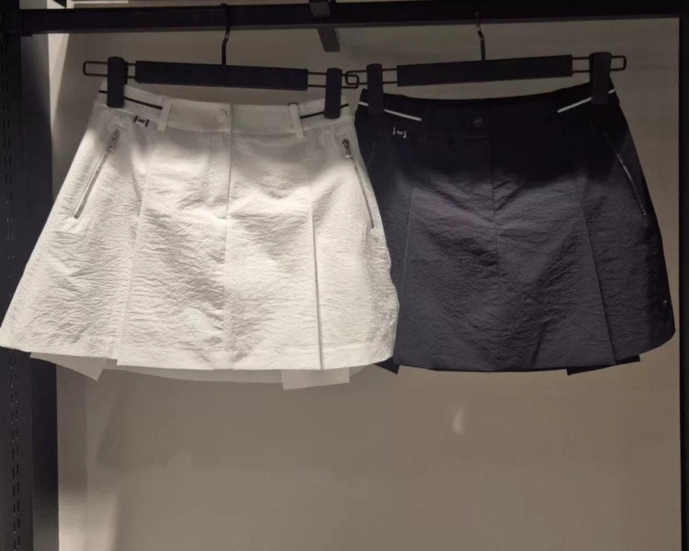 Badminton Korea - 2026 Women Golf Pleated Skirt Korean